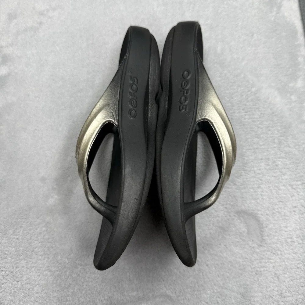 OOFOS OOlala Sandals Women's 6 Black Gold Metallic Recovery Flip Flops EU 37